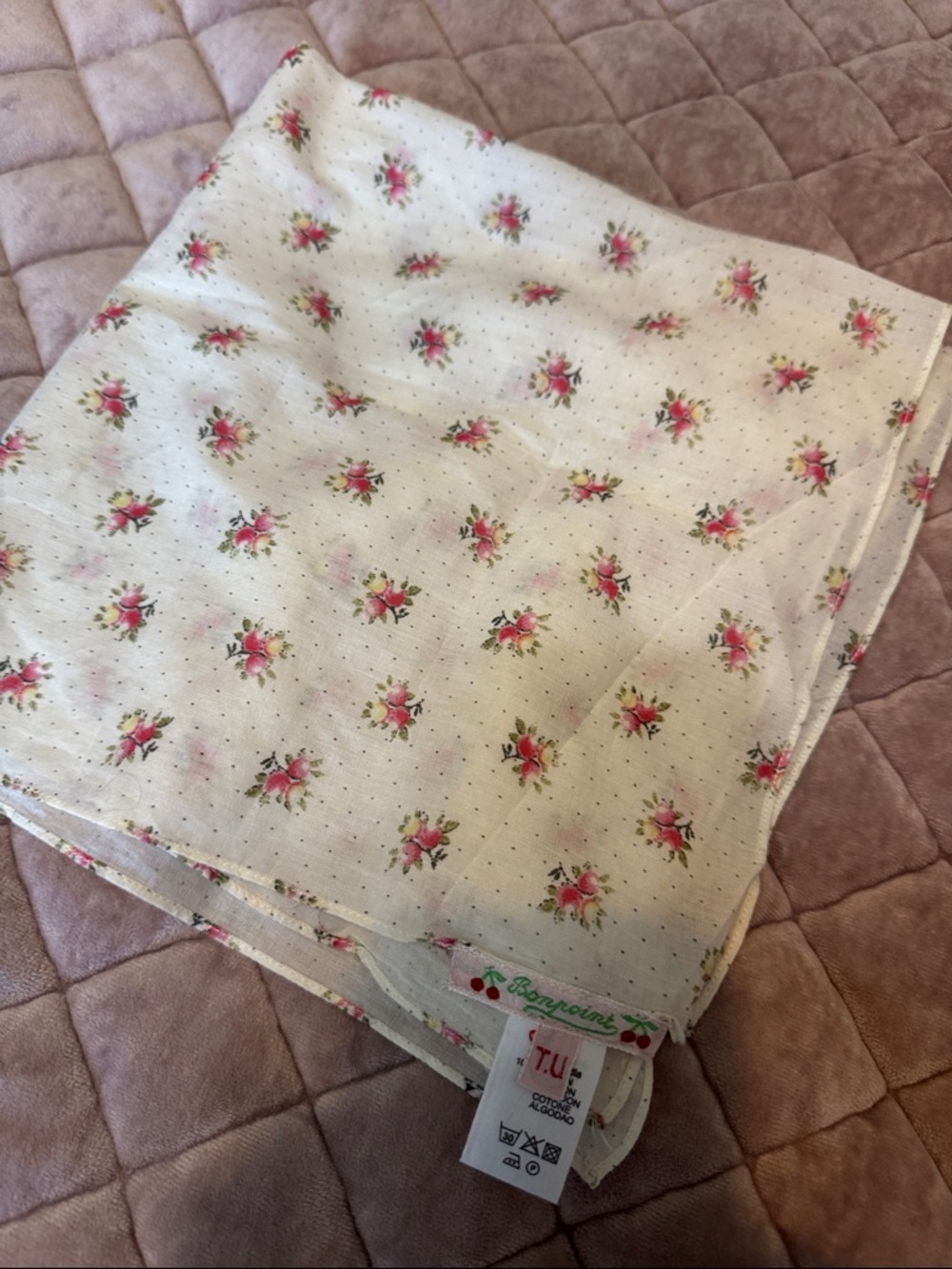 Bonpoint ivory Ribbed Scarf with Small pink Floral Motif